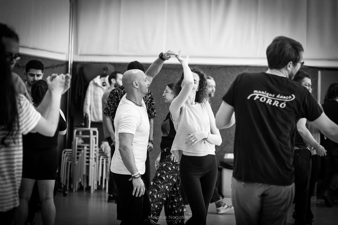 about saturday workshop time!!!.in collaboration with @forromagdeburg .@melanie.photos.de ...#magdeburgedition #event #germany #forró #forrógermany #socialdance #braziliandance #brasil #dance #culture #festiv (3)